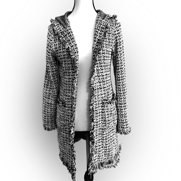 Laundry By Shelli Segal Jackets & Blazers - Y2K LAUNDRY by Shelli Segal Black & White Checkered Coat with Fringe XS